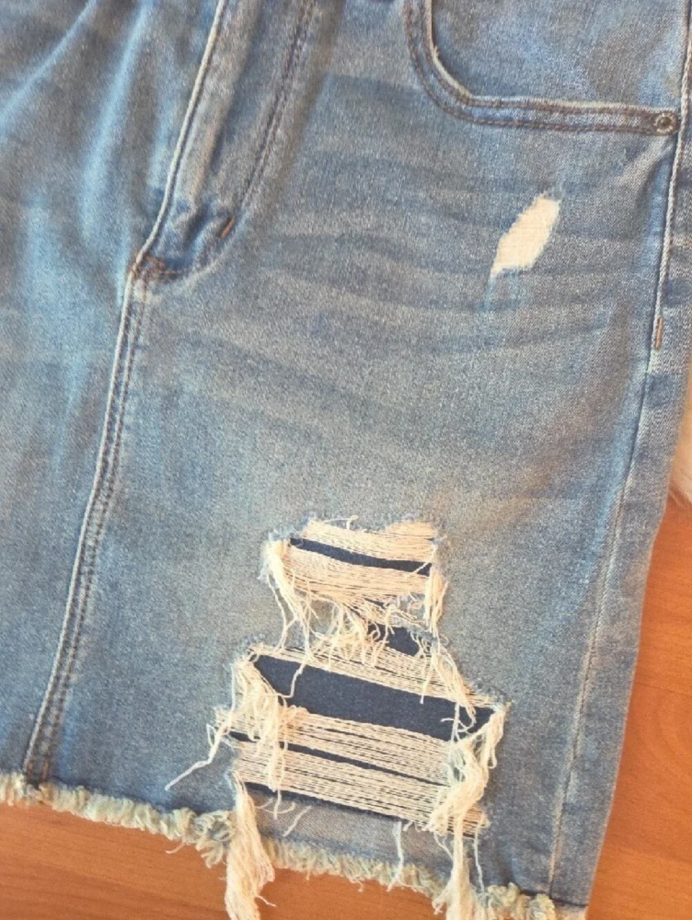 NWT American Eagle Outfitters Blue Distressed Curvy Hi-rise Mini Skirt Sz 6